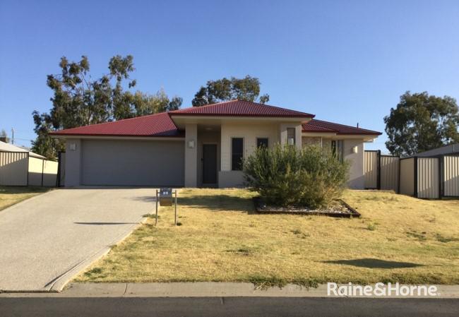 71 Wheeler Dr, Roma, QLD 4455