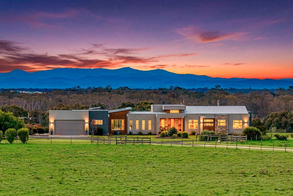 2297 Rosedale-Longford Rd, Longford, VIC 3851