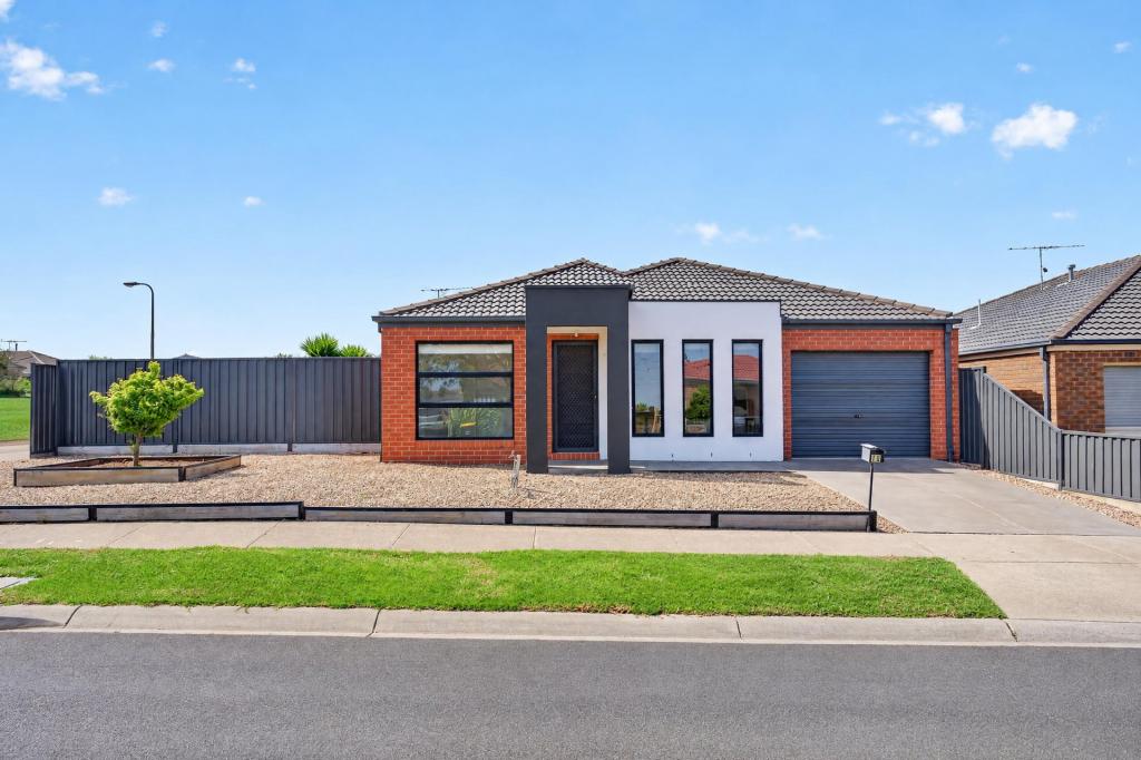 10 Caitlyn Dr, Harkness, VIC 3337