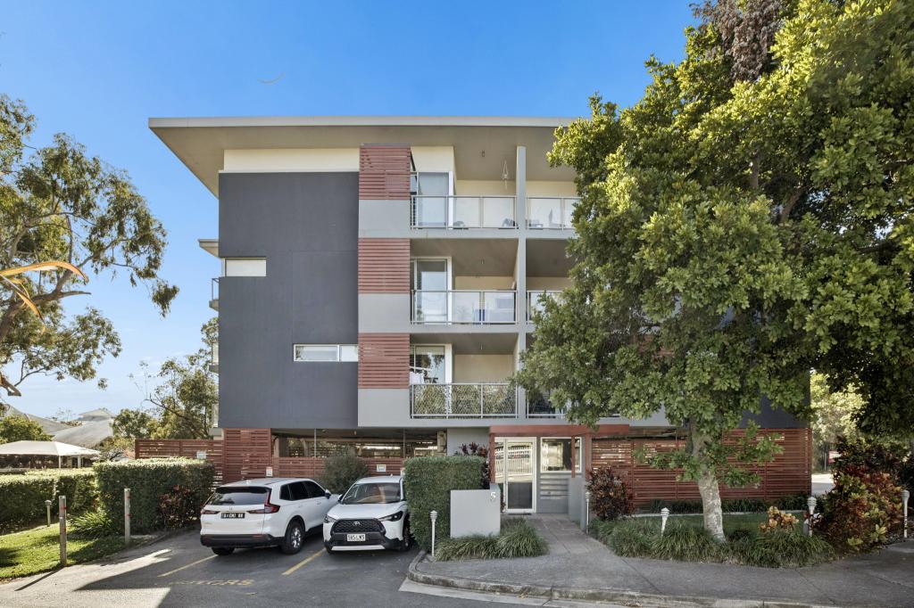 1/5 Carey Lane, Southport, QLD 4215