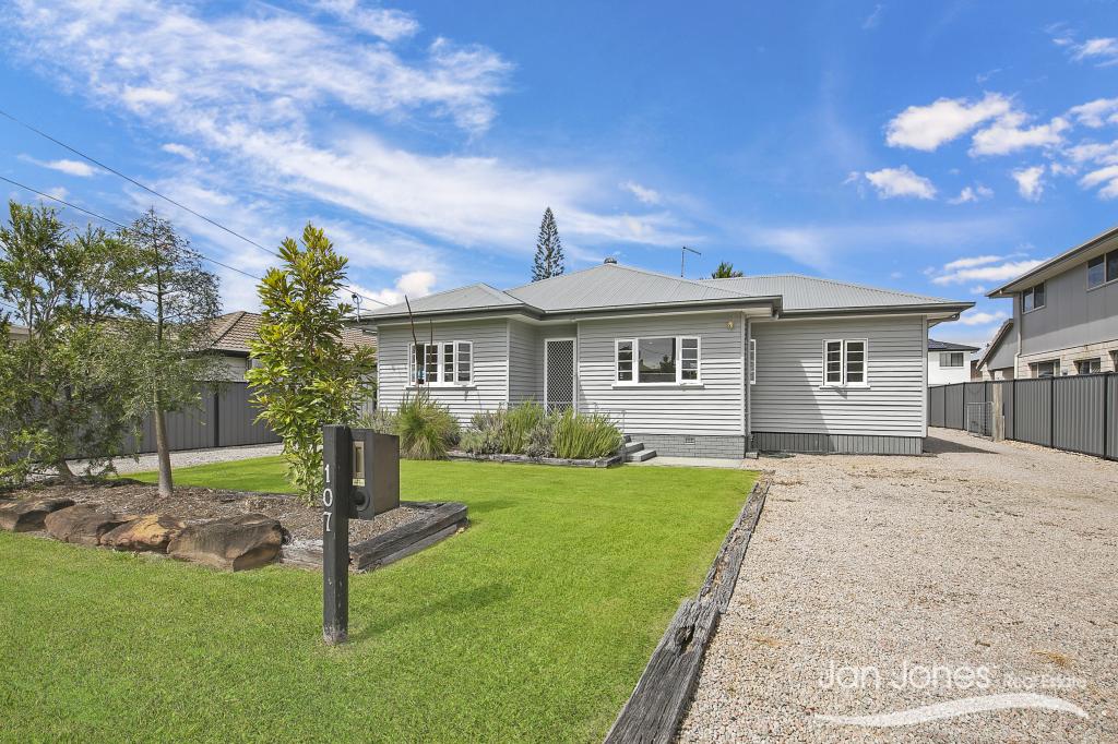 107 Eversleigh Rd, Scarborough, QLD 4020