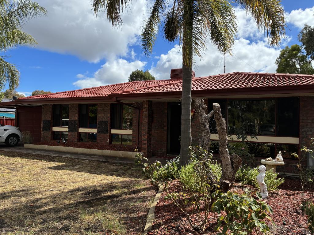 13 The Elbow, Swan View, WA 6056