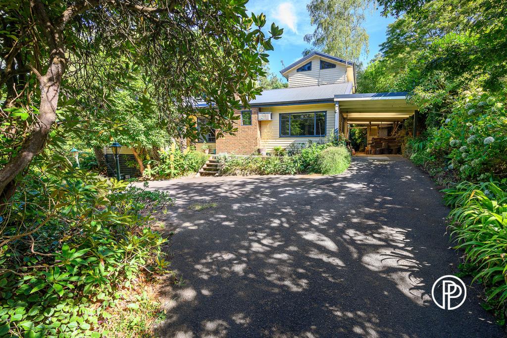 115 Woods Point Rd, Warburton, VIC 3799