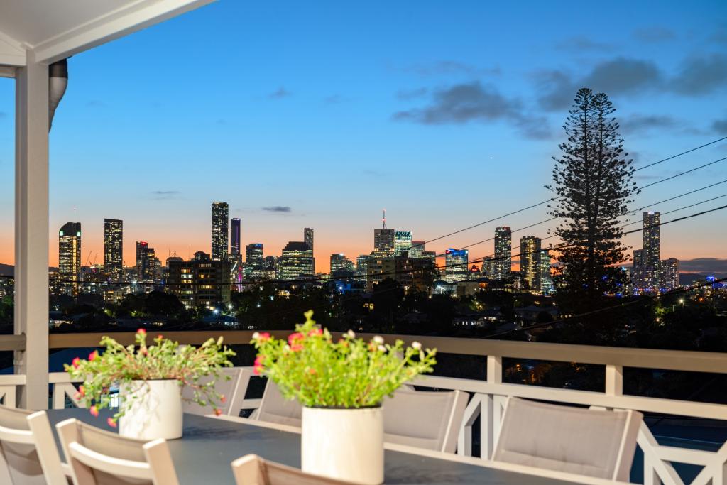 63 Power St, Norman Park, QLD 4170