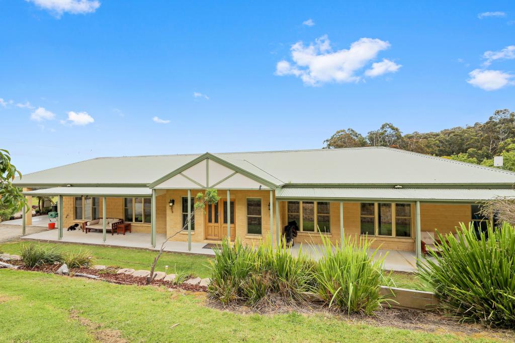 355 Forest Rd, Labertouche, VIC 3816