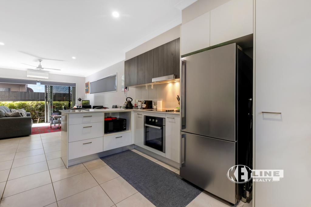 1/72 CARTER RD, NAMBOUR, QLD 4560