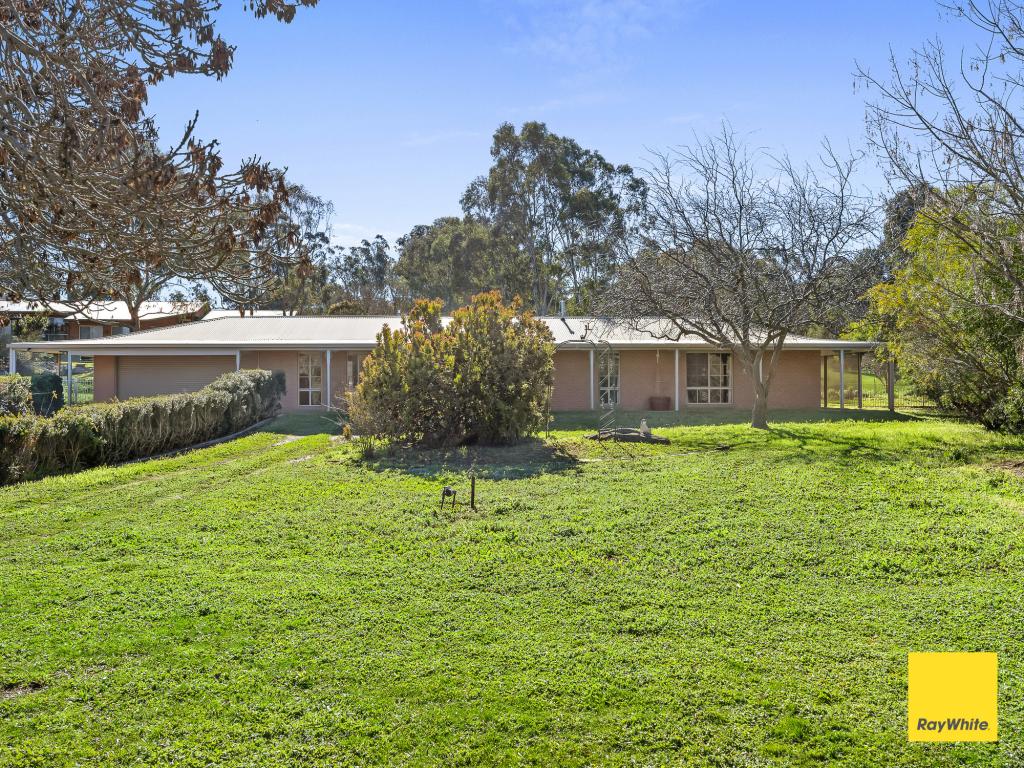 4 Pioneer Dr, Maiden Gully, VIC 3551