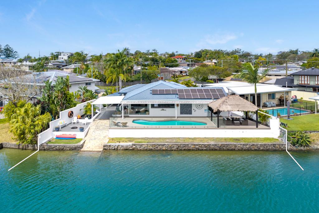 19 Willow St, Biggera Waters, QLD 4216