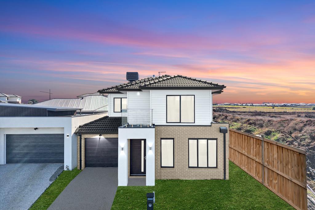 102 CONSERVATORY DR, DEANSIDE, VIC 3336