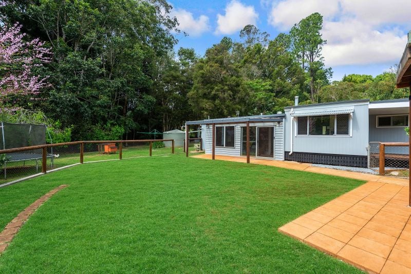 17 Manika Ct, Tamborine Mountain, QLD 4272