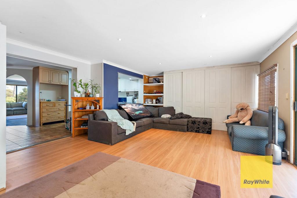 32 Kidman Ct, Thornlie, WA 6108