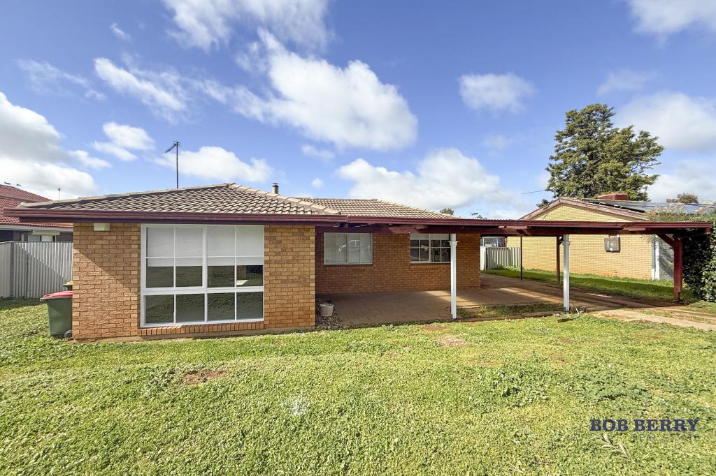 7 MEADOWBANK DR, DUBBO, NSW 2830