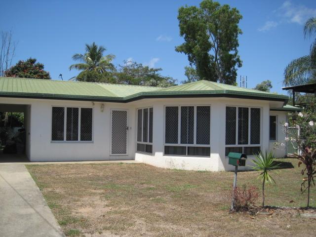 37 Lagoon Cres, Saunders Beach, QLD 4818