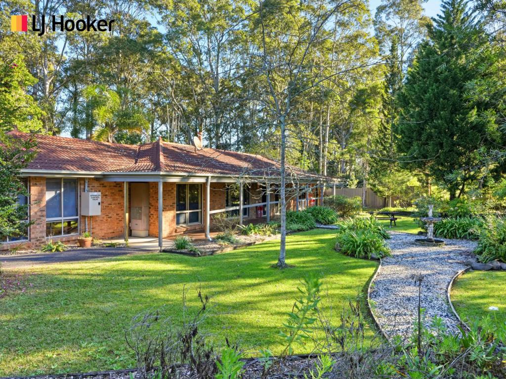 9 Tartarian Cres, Bomaderry, NSW 2541
