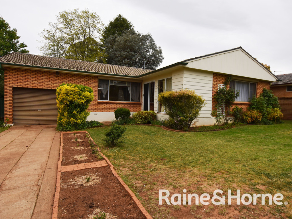8 Larela Cct, Orange, NSW 2800
