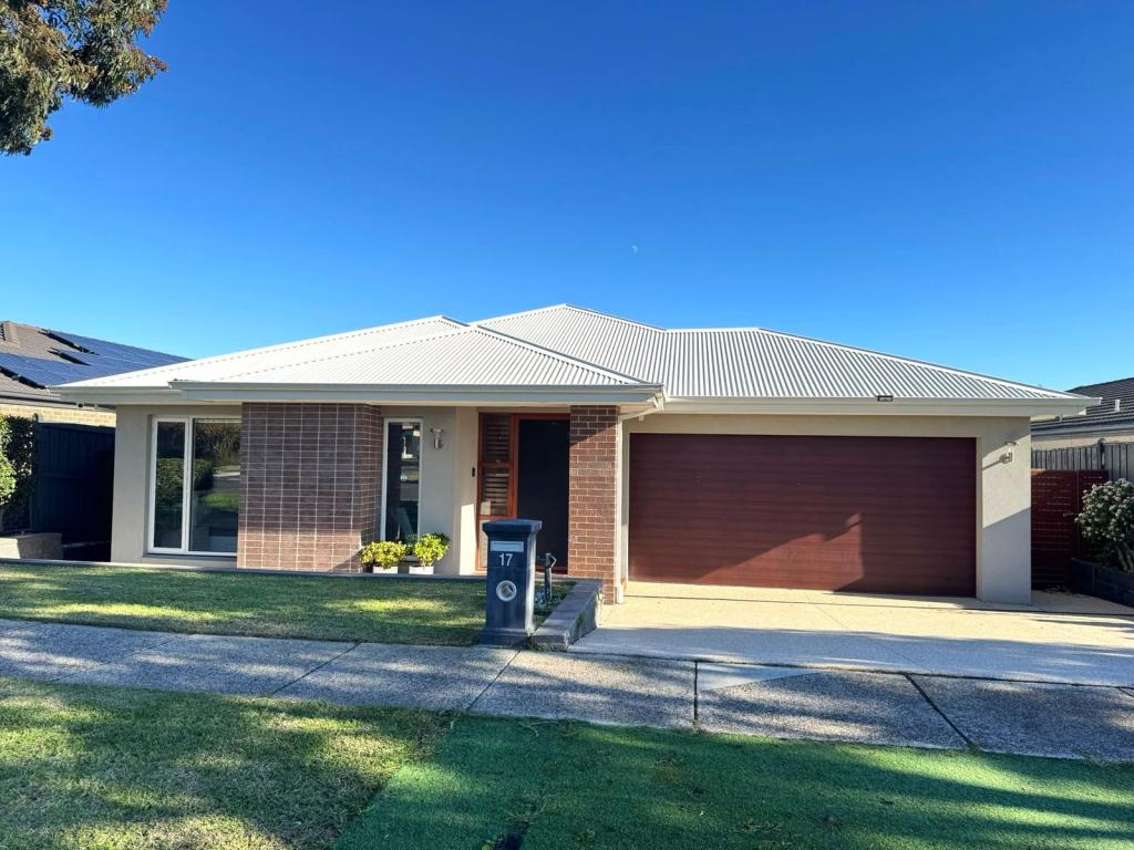 17 Hayton Park Bvd, Cranbourne West, VIC 3977