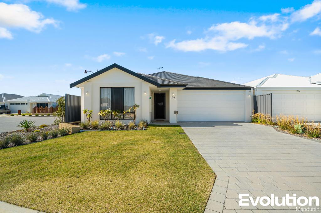 28 PENNINA GR, MEADOW SPRINGS, WA 6210