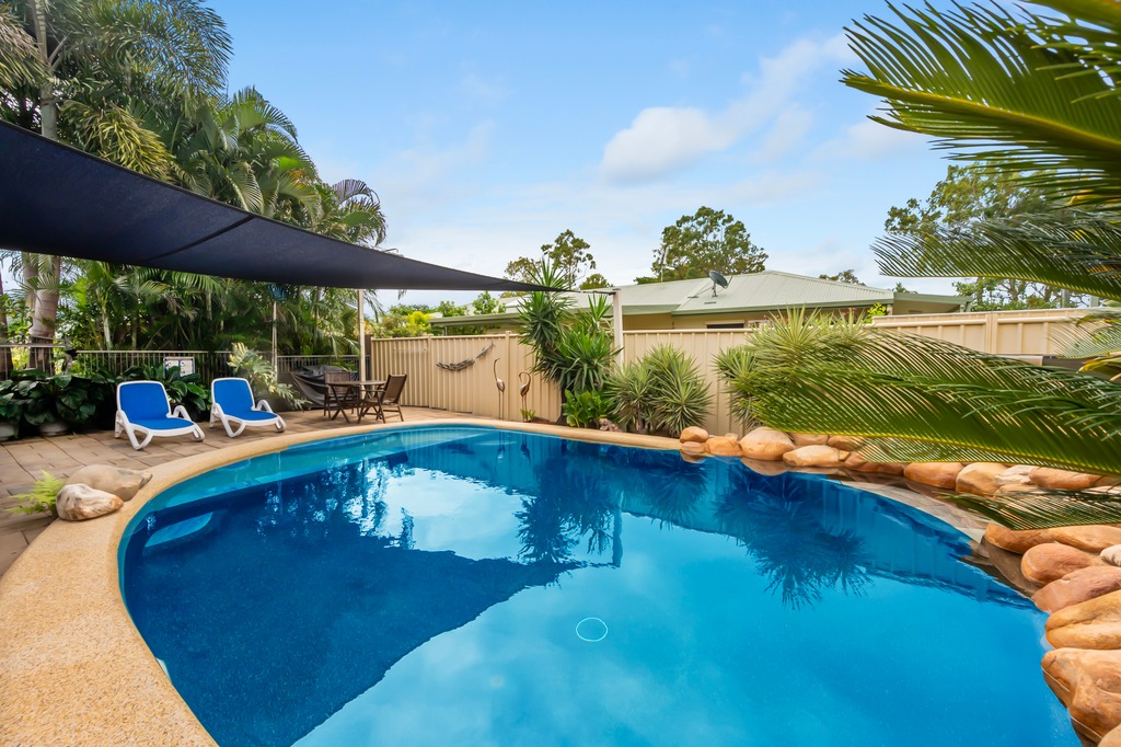 7 MADELAINE DR, BALGAL BEACH, QLD 4816