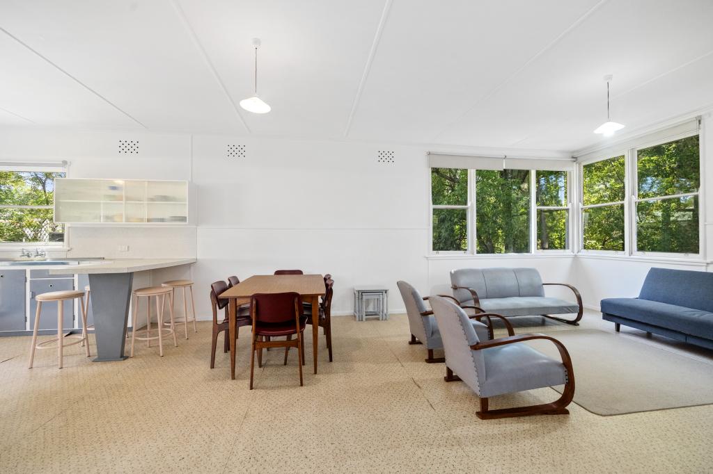 18 Shearwater Cres, Bawley Point, NSW 2539