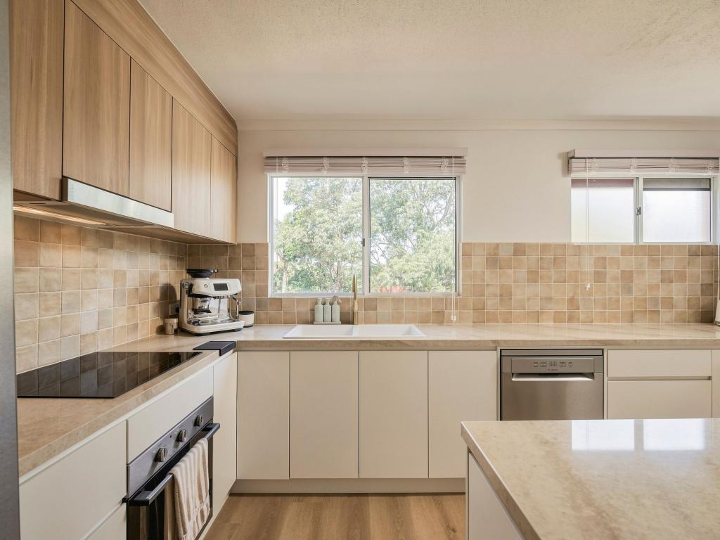 2/46-48 Toorumbee Dr, Mooloolaba, QLD 4557