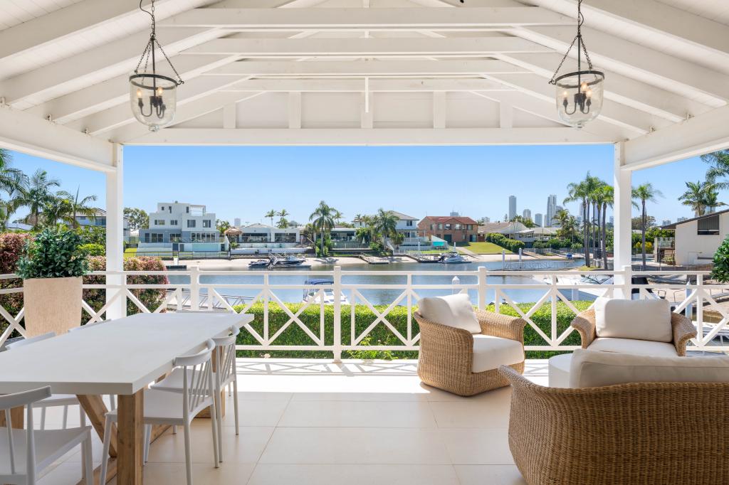 13 Saywell St, Bundall, QLD 4217