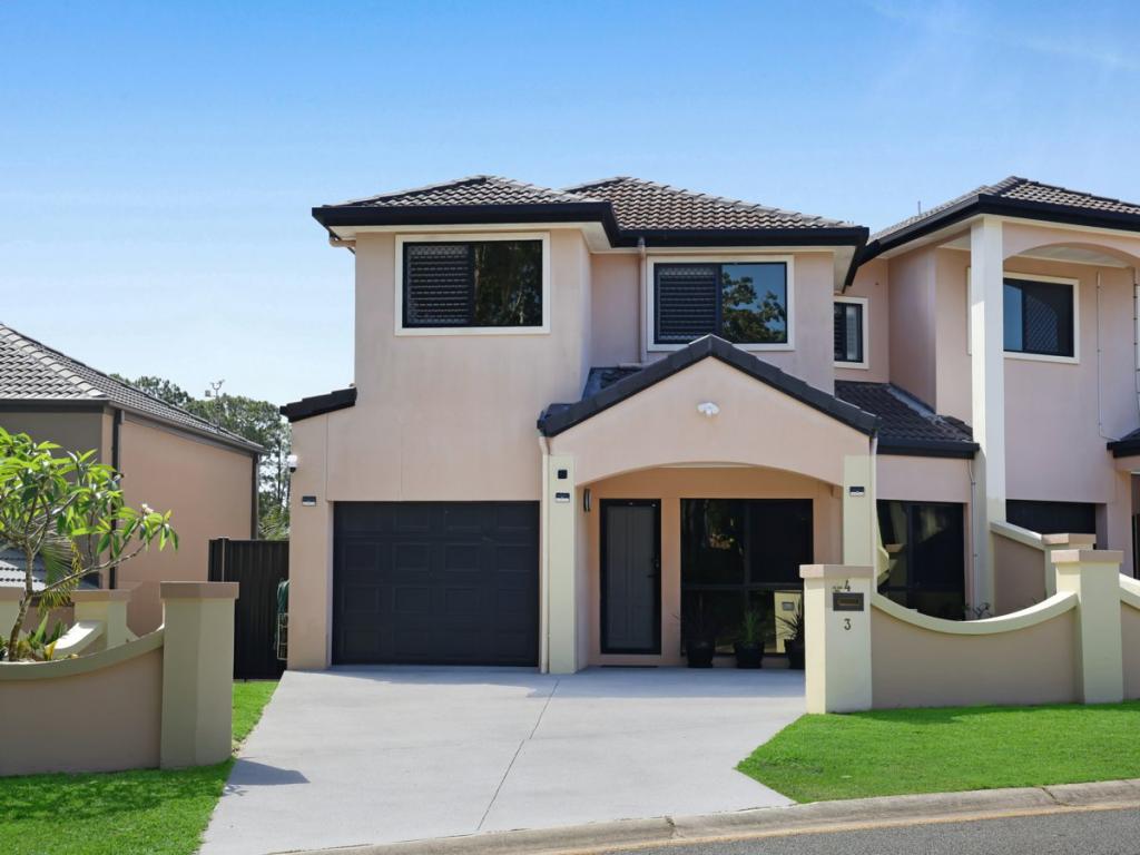 4/3 Glasshouse Dr, Varsity Lakes, QLD 4227