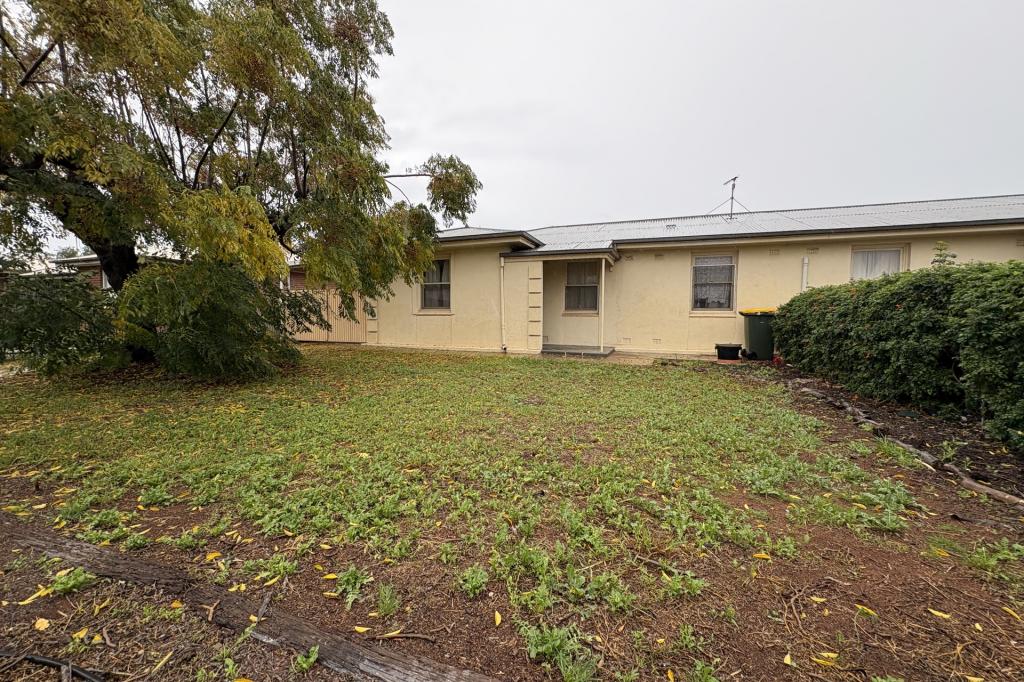 9 Knight St, Whyalla Stuart, SA 5608