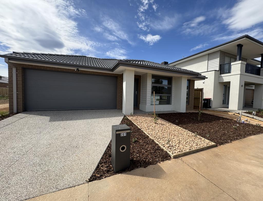 201 Frontier Ave, Aintree, VIC 3336