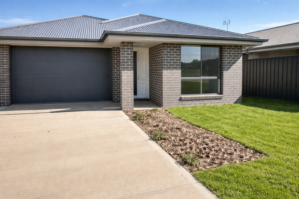 1/8 Rodgers Rd, West Tamworth, NSW 2340