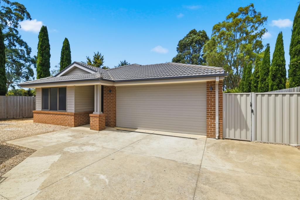 2a William St, Romsey, VIC 3434