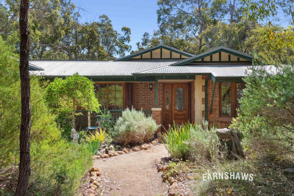 225 Sexton St, Sawyers Valley, WA 6074