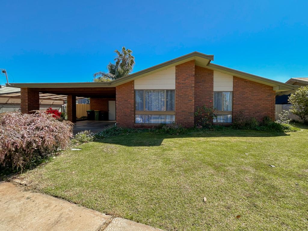 9 Ellwood Ct, Swan Hill, VIC 3585