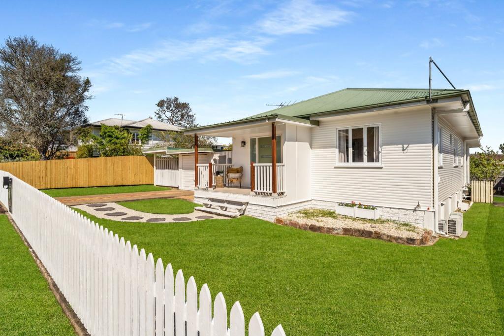 24 Hayes St, Raceview, QLD 4305