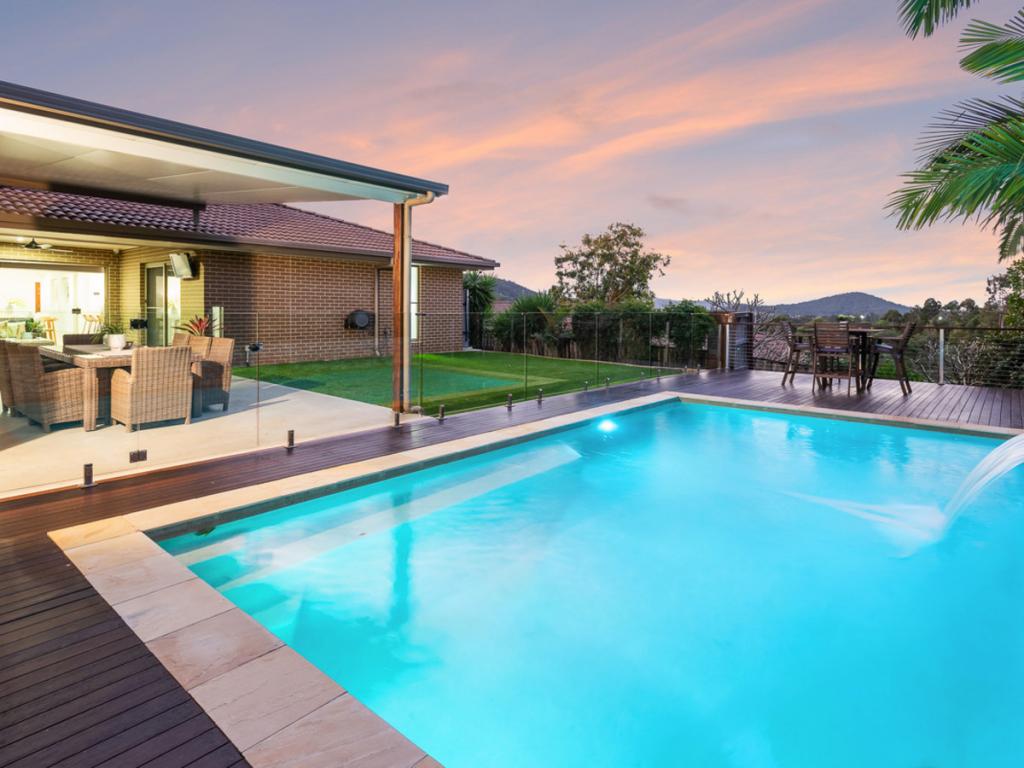 47 Mcauley Pde, Pacific Pines, QLD 4211