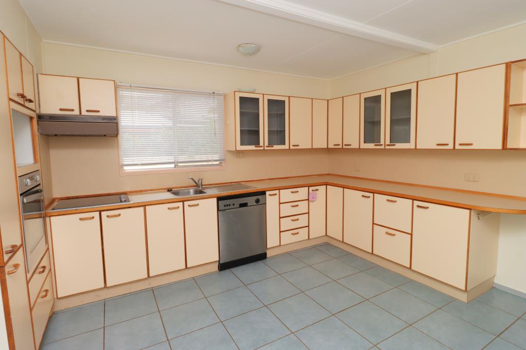 84 Brett Ave, Mount Isa, QLD 4825