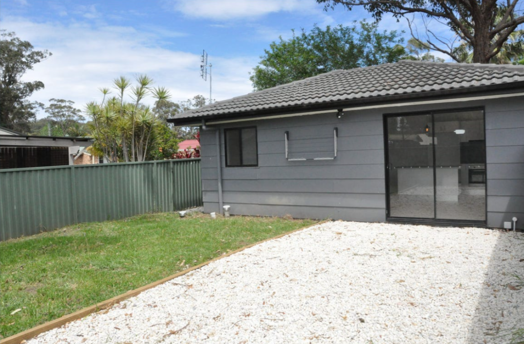 96a Kerry Cres, Berkeley Vale, NSW 2261