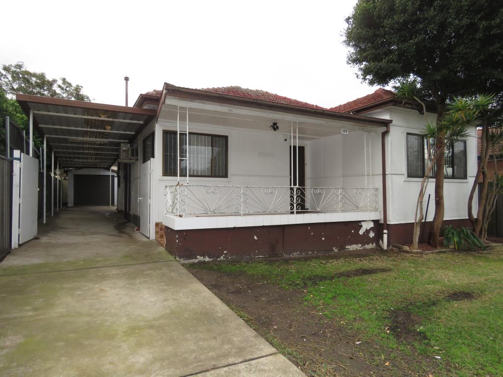 115 Derria St, Canley Heights, NSW 2166