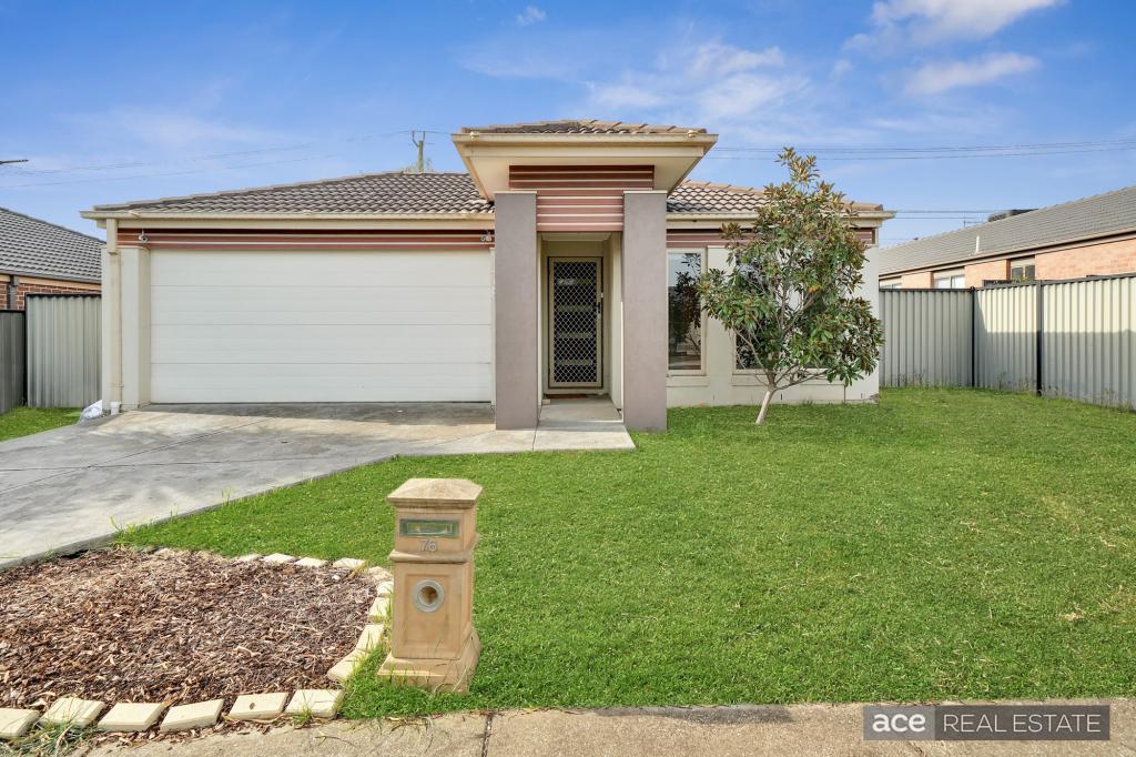 76 Lakewood Bvd, Melton, VIC 3337