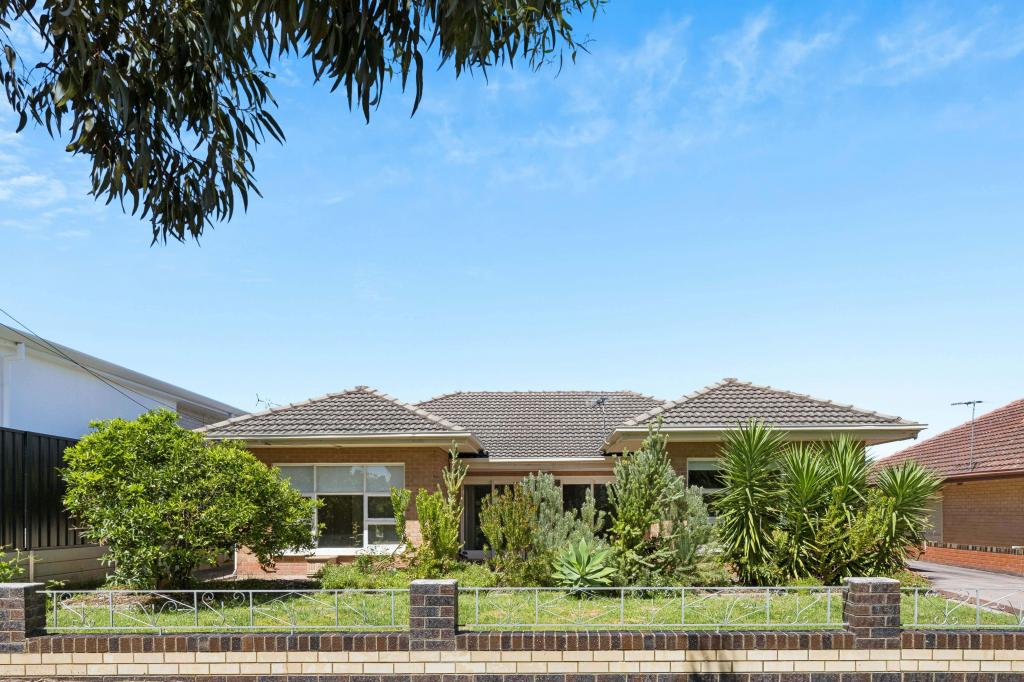 18 Trewren Ave, Rostrevor, SA 5073