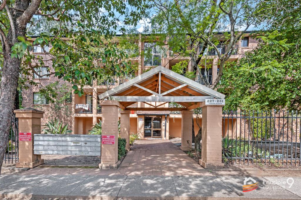 8/227 Targo Rd, Girraween, NSW 2145