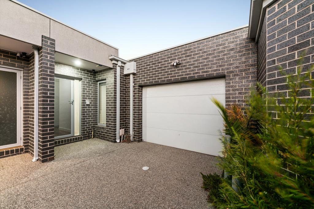3/118 SECOND AVE, ALTONA NORTH, VIC 3025