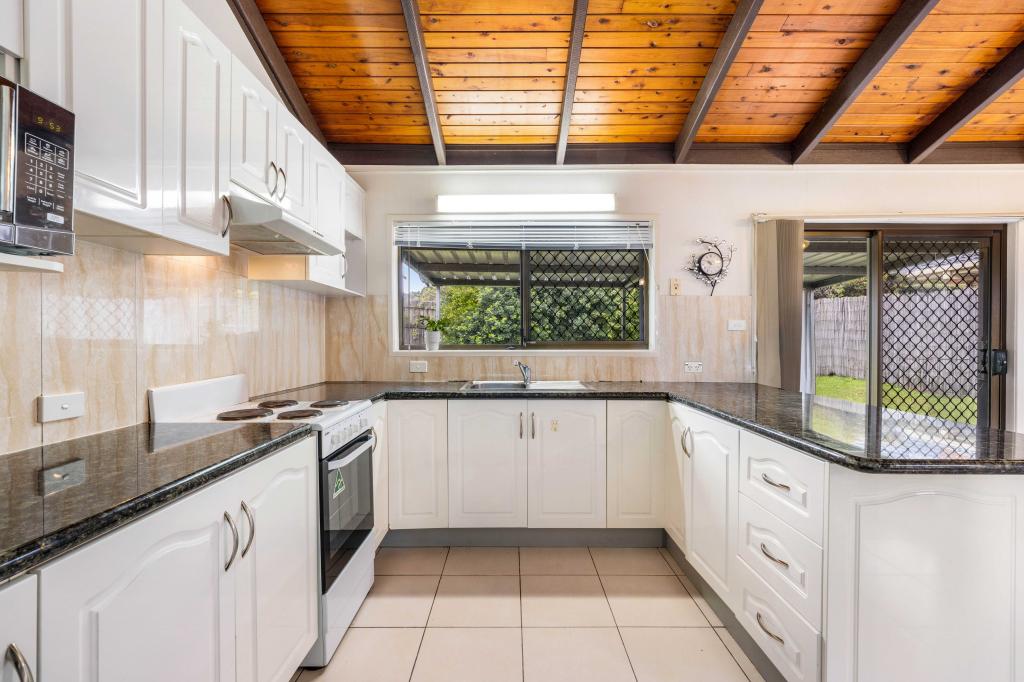 4 Malmsey St, Calamvale, QLD 4116