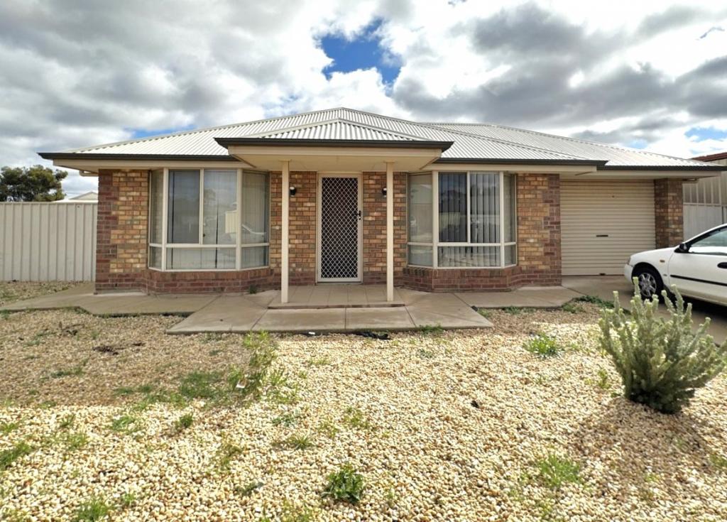 11 FOOTE PL, WHYALLA STUART, SA 5608
