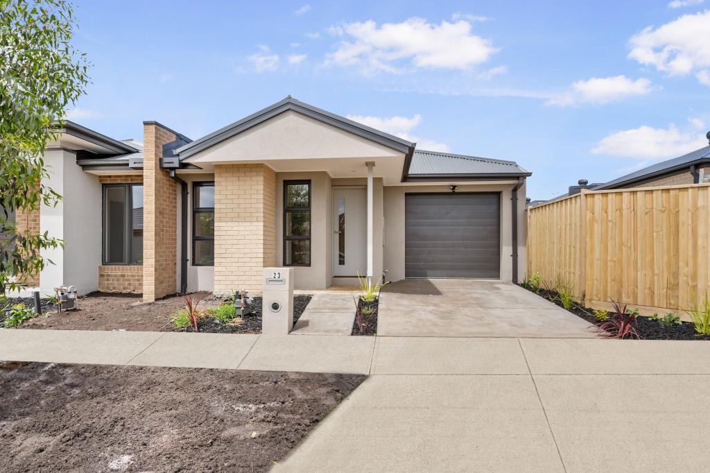 23 Blackscroft Rd, Thornhill Park, VIC 3335