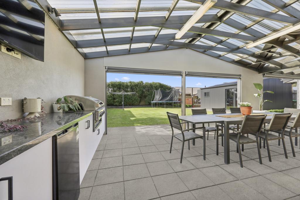 1370 Raglan Pde, Dennington, VIC 3280