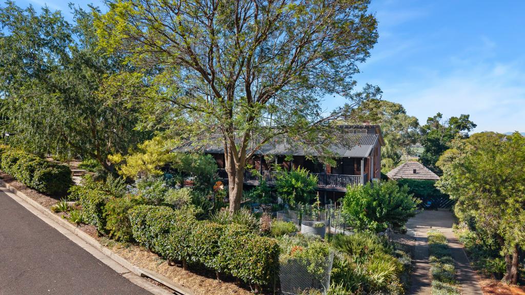 1 Woodburn Way, East Tamworth, NSW 2340