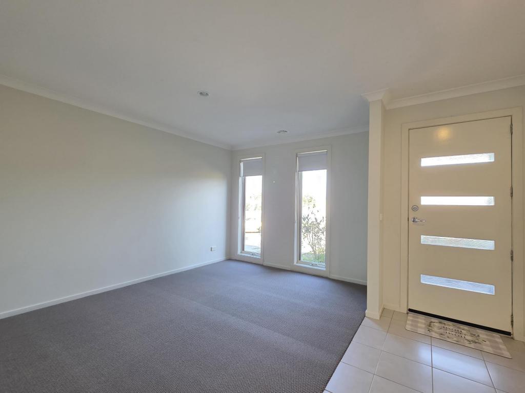 11 Dogherty Ct, Maddingley, VIC 3340