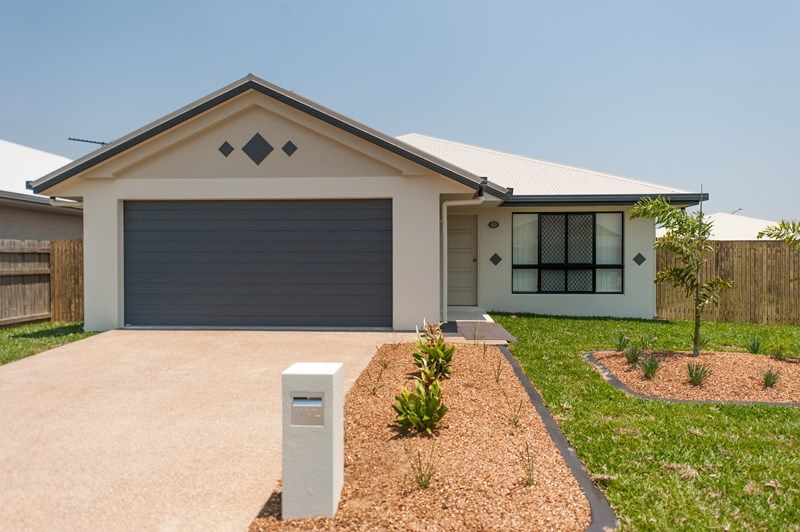 8 Gilling Ct, Bushland Beach, QLD 4818