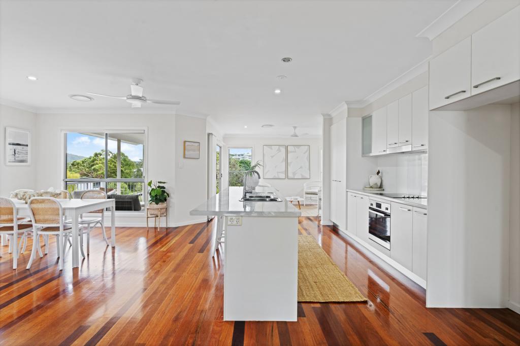 43 SASSAFRAS ST, POTTSVILLE, NSW 2489