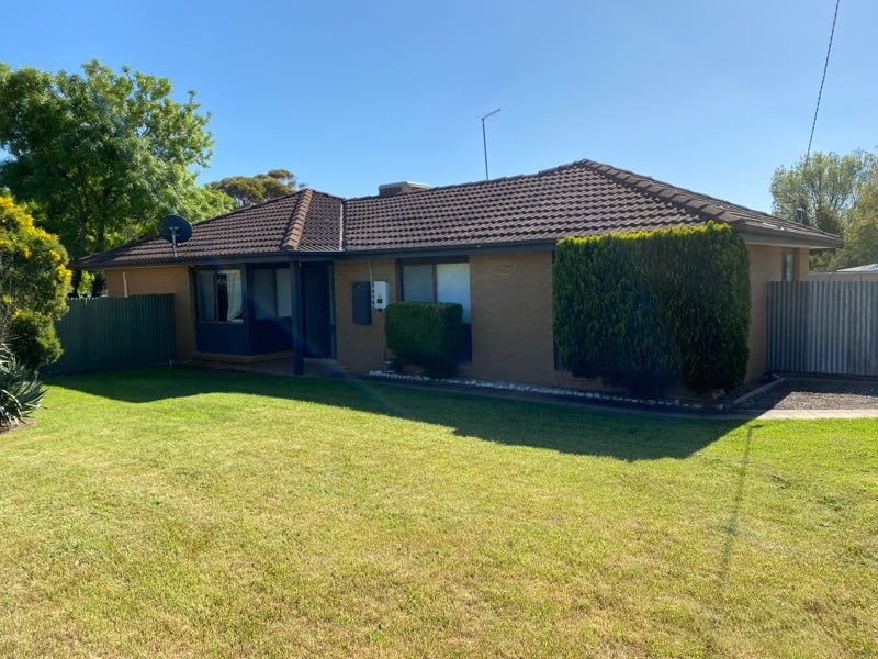 10 Ray Ct, Donald, VIC 3480